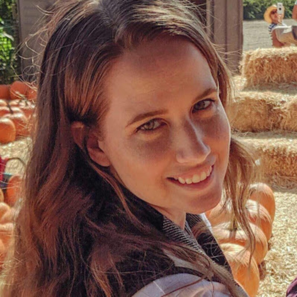 Meet your Posher, Dannielle